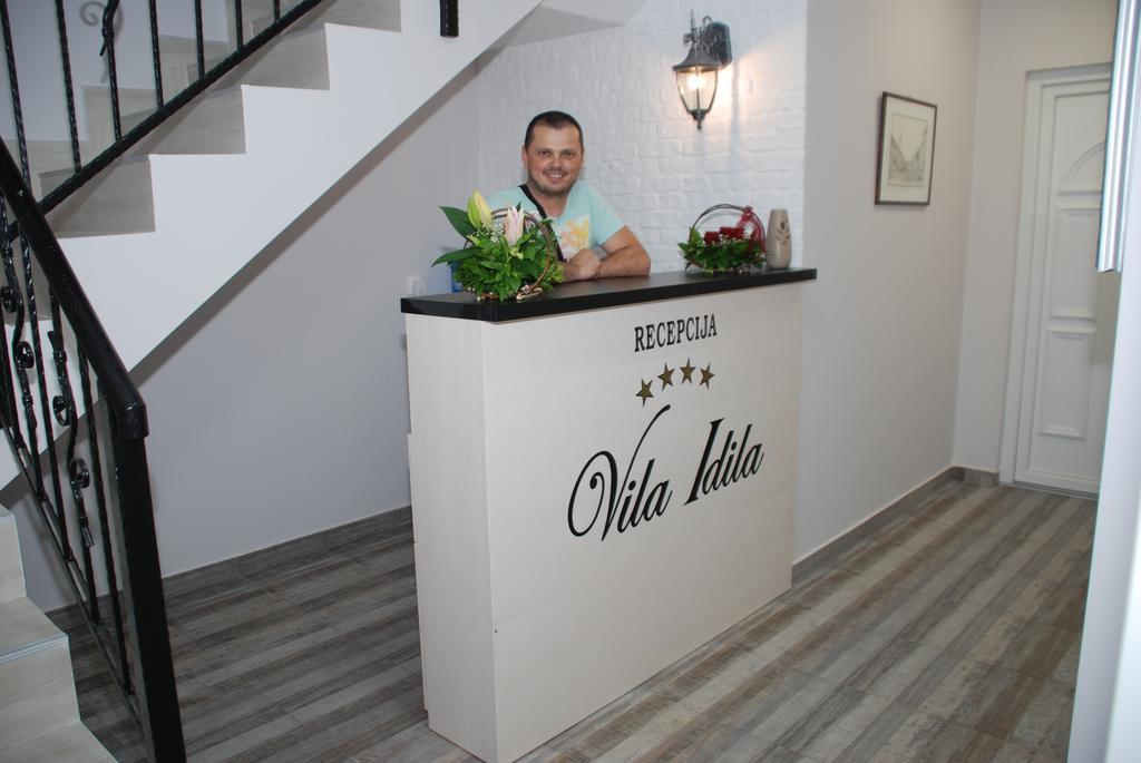 Apartments Idila 벨라 츠르크바 외부 사진